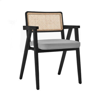 Siyah Ahşap ve Çubuk Yemek Sandalyesi Yüklenebilir Retro Rattan Ahşap Koltuk